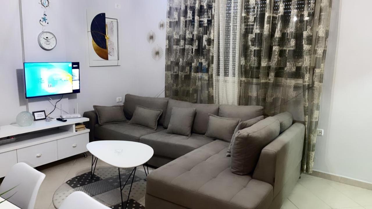 Mirela's By The Sea Apartamento
